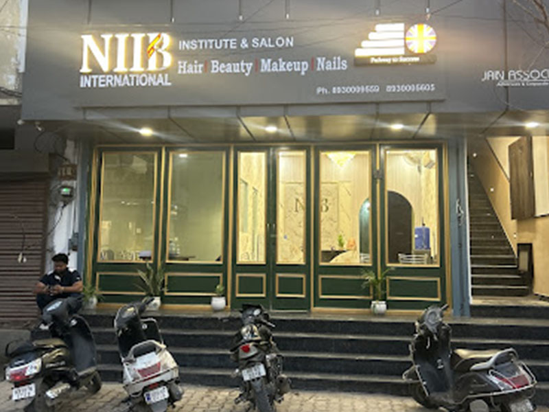 Hoshiarpur Salon