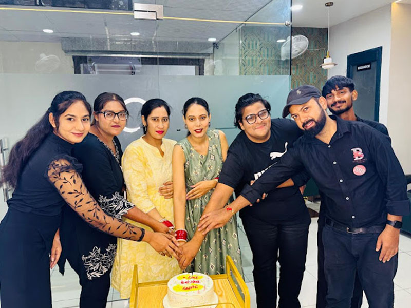Hoshiarpur Salon